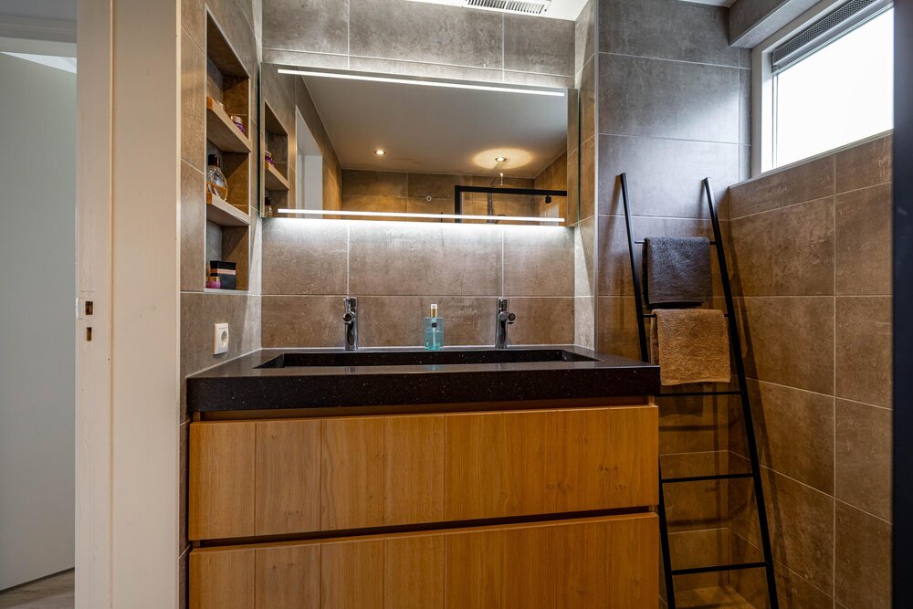 De Hulstlaan 5, 9351 EA Leek - € 335.000 k.k. - Boekholt & partners makelaars Groningen