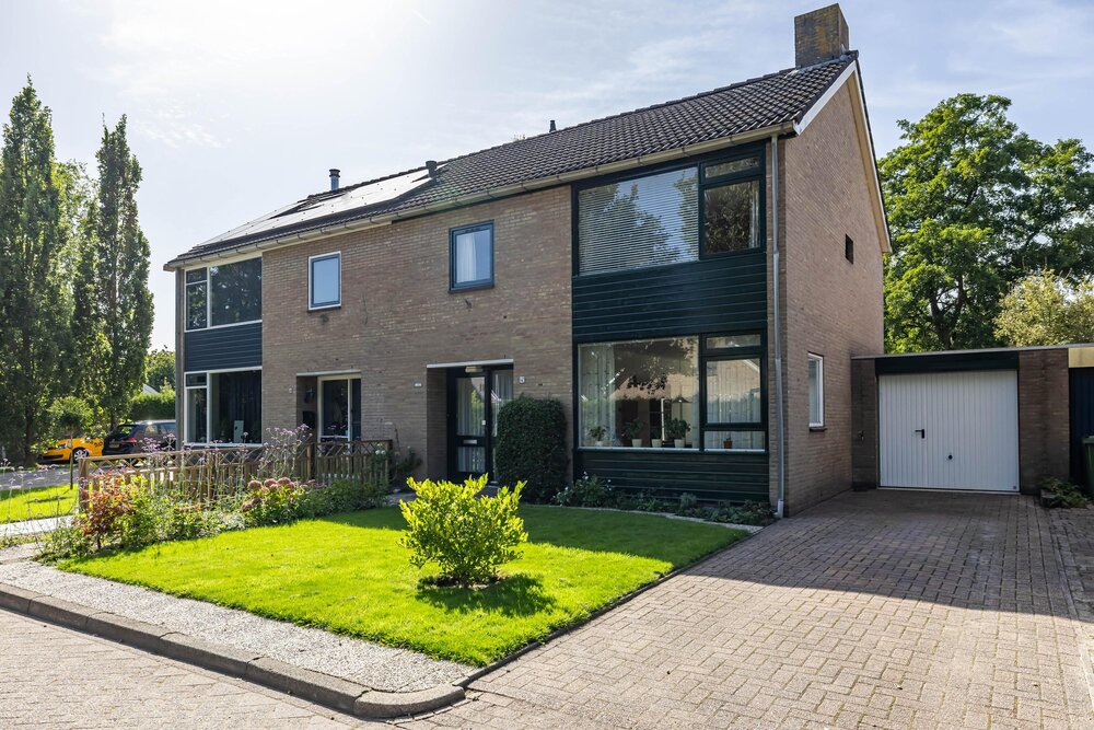 Wethouder Iwe Hutstraat 142, 9351 RL Leek - € 325.000 k.k. - Boekholt & partners makelaars Groningen