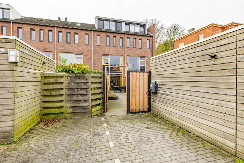 Pioenstraat 19, 9713 XN Groningen - € 475.000 k.k. - Boekholt & partners makelaars Groningen