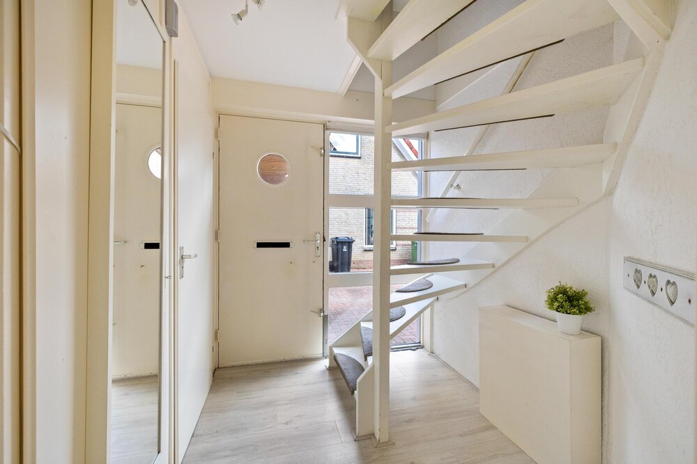 Aak 13, 9801 MD Zuidhorn - € 375.000 k.k. - Boekholt & partners makelaars Groningen
