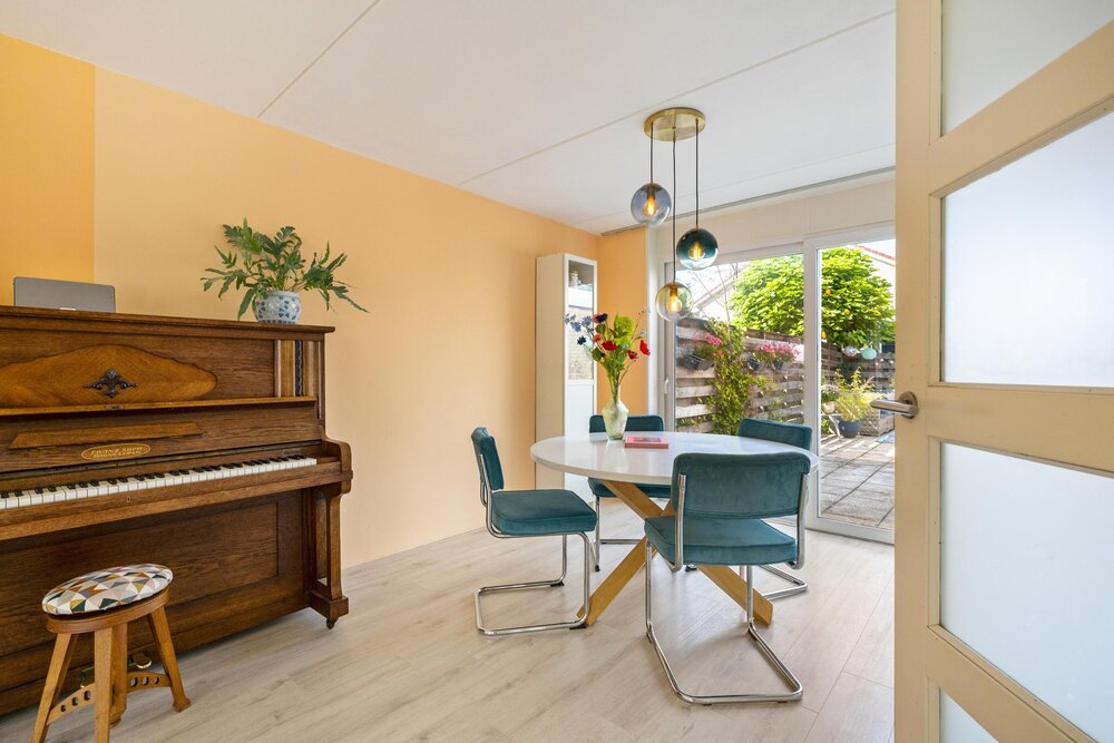 Aak 13, 9801 MD Zuidhorn - € 375.000 k.k. - Boekholt & partners makelaars Groningen