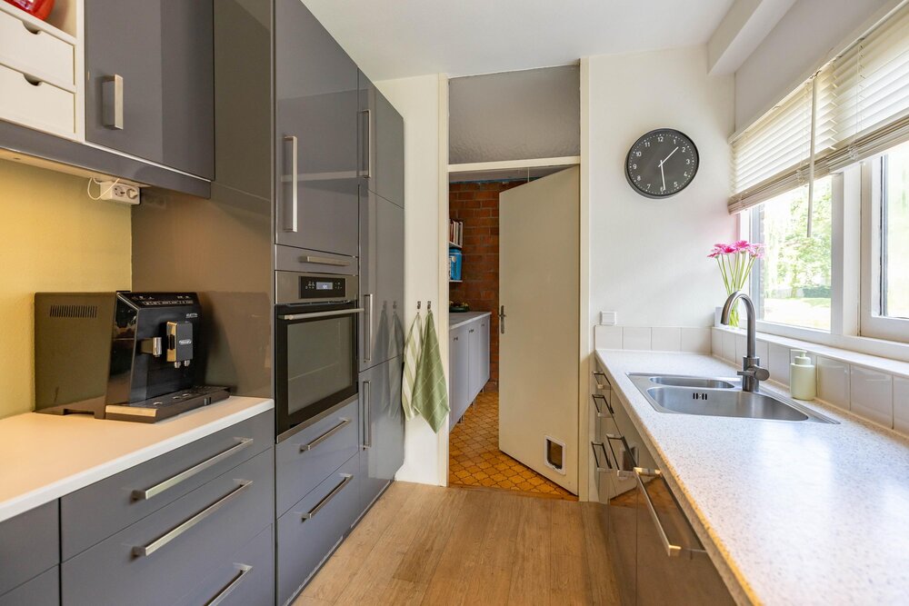 Ten Oeverlaan 28, 9744 GD Groningen - € 375.000 k.k. - Boekholt & partners makelaars Groningen