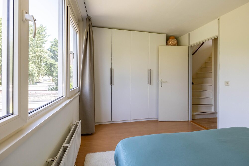 Ten Oeverlaan 28, 9744 GD Groningen - € 375.000 k.k. - Boekholt & partners makelaars Groningen