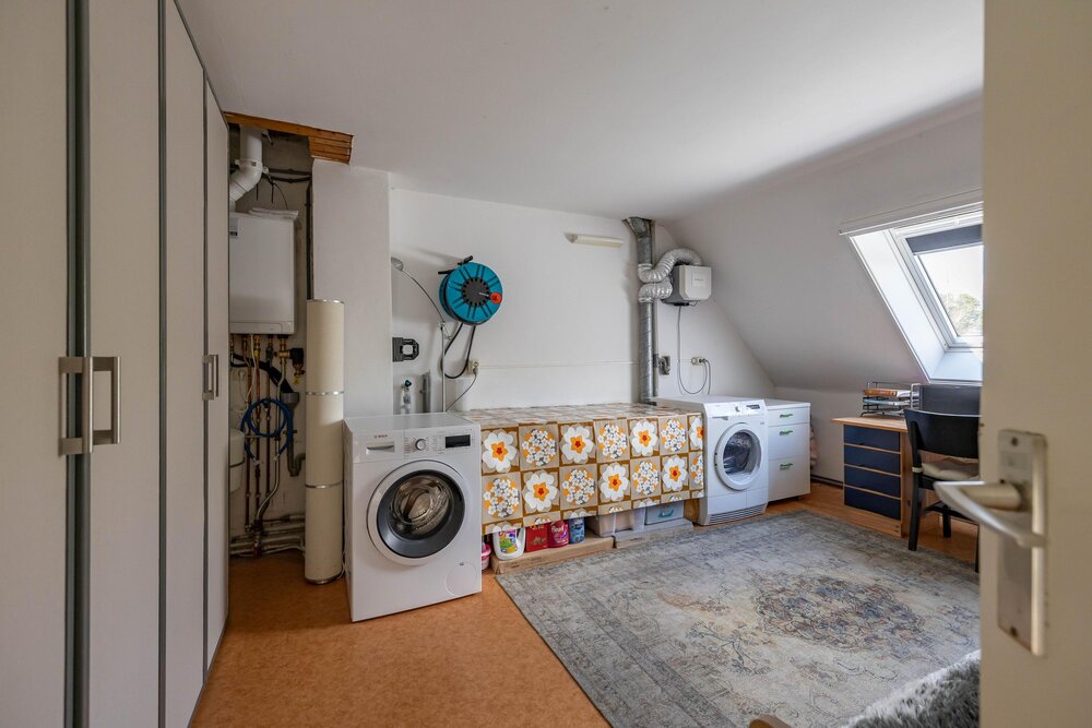 Ten Oeverlaan 28, 9744 GD Groningen - € 375.000 k.k. - Boekholt & partners makelaars Groningen